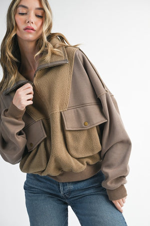 AEMI+CO Women's Top Carter Pullover