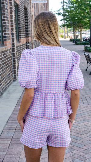 AUREUM Women's Set Gingham Shorts with Tie || David's Clothing