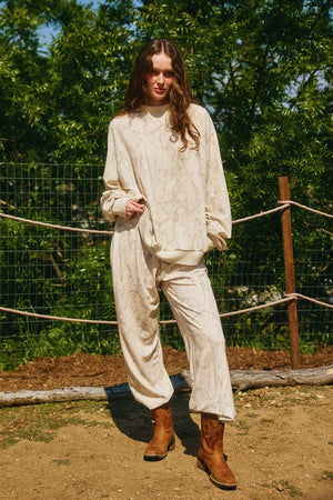 BUCKET LIST Women's Top Camouflage Oversized Mock Neck Sweatshirt