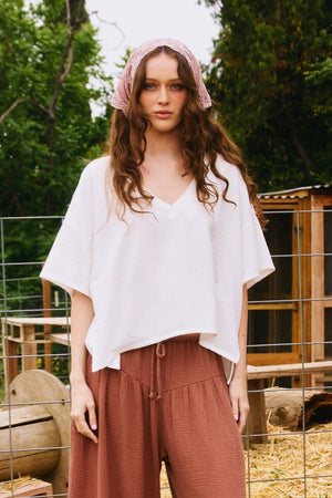 BUCKET LIST Women's Top IVORY / S V-neck Oversized Solid Knit Top || David's Clothing T1722D