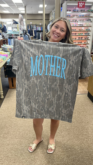 DASH FORWARD Women's Tee Mother Font Puff Bottomland