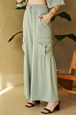 DAVI & DANI Women's Pants Solid Cargo Pockets Wide Open Pull On Pants