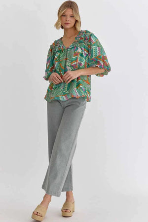 ENTRO INC Women's Top Printed V-Neck Half Sleeve Shirring Detail Top || David's Clothing