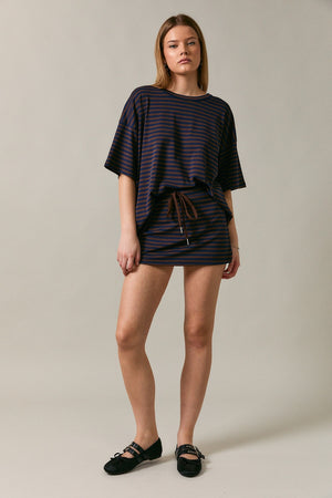 LELIS COLLECTION Short Sleeve Round Neck Oversized Stripe T-shirt