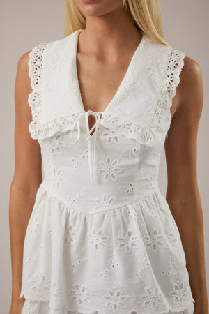 LELIS COLLECTION Women's Dresses Sleeveless V-neck Collared Eyelet Mini Dress