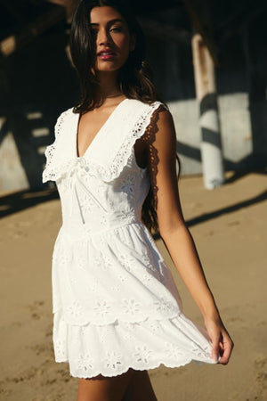 LELIS COLLECTION Women's Dresses Sleeveless V-neck Collared Eyelet Mini Dress