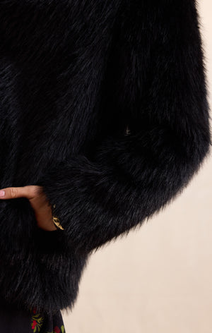 SADIE AND SAGE Women's Jackets Sadie and Sage Mathilde Faux Fur Coat