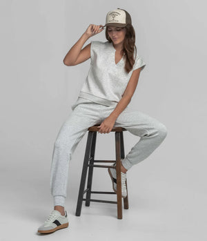 SOUTHERN SHIRT CO. Women's Top Southern Shirt AstroKnit V Neck - Stone