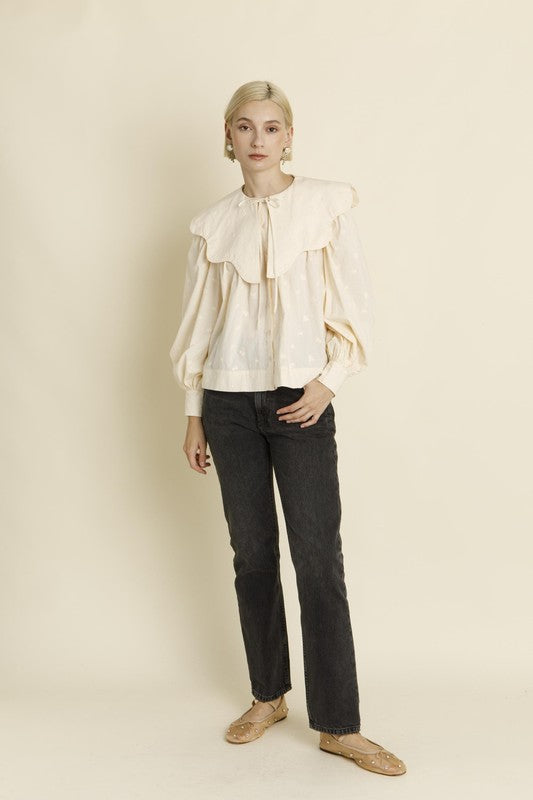Scallop Collar Blouse || David