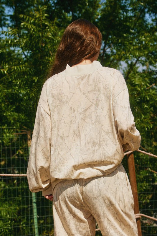 BUCKET LIST Women's Top Camouflage Oversized Mock Neck Sweatshirt