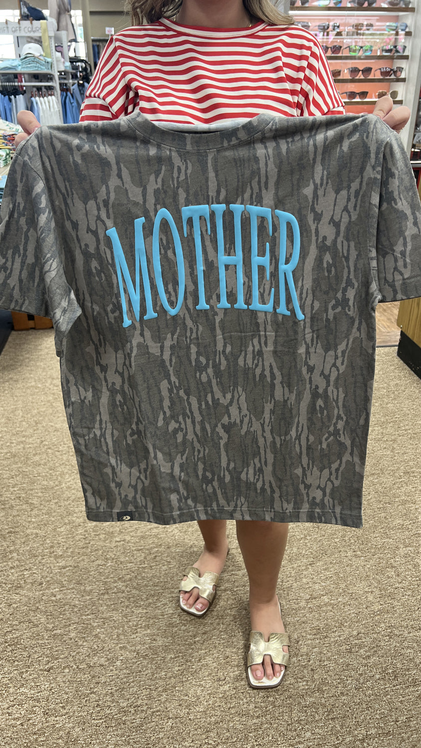 DASH FORWARD Women's Tee Mother Font Puff Bottomland