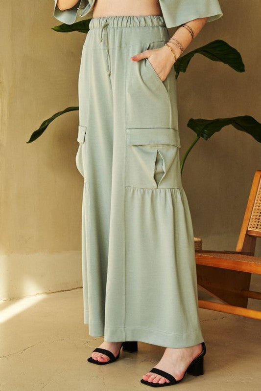 DAVI & DANI Women's Pants Solid Cargo Pockets Wide Open Pull On Pants