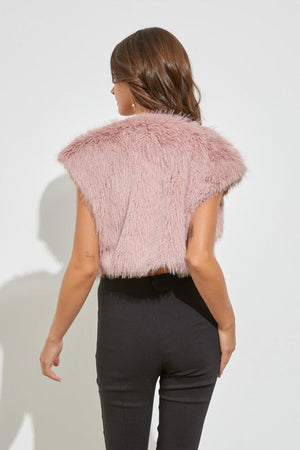 DO+BE Women's Outerwear Faux Fur Vest || David's Clothing