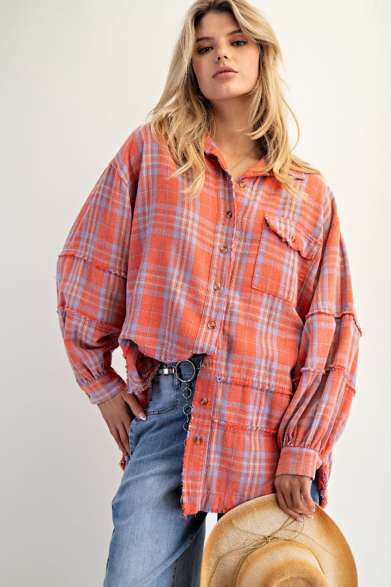 EASEL Women's Top S / CORAL Washed Plaid Shirt Tunic || David's Clothing ET28339