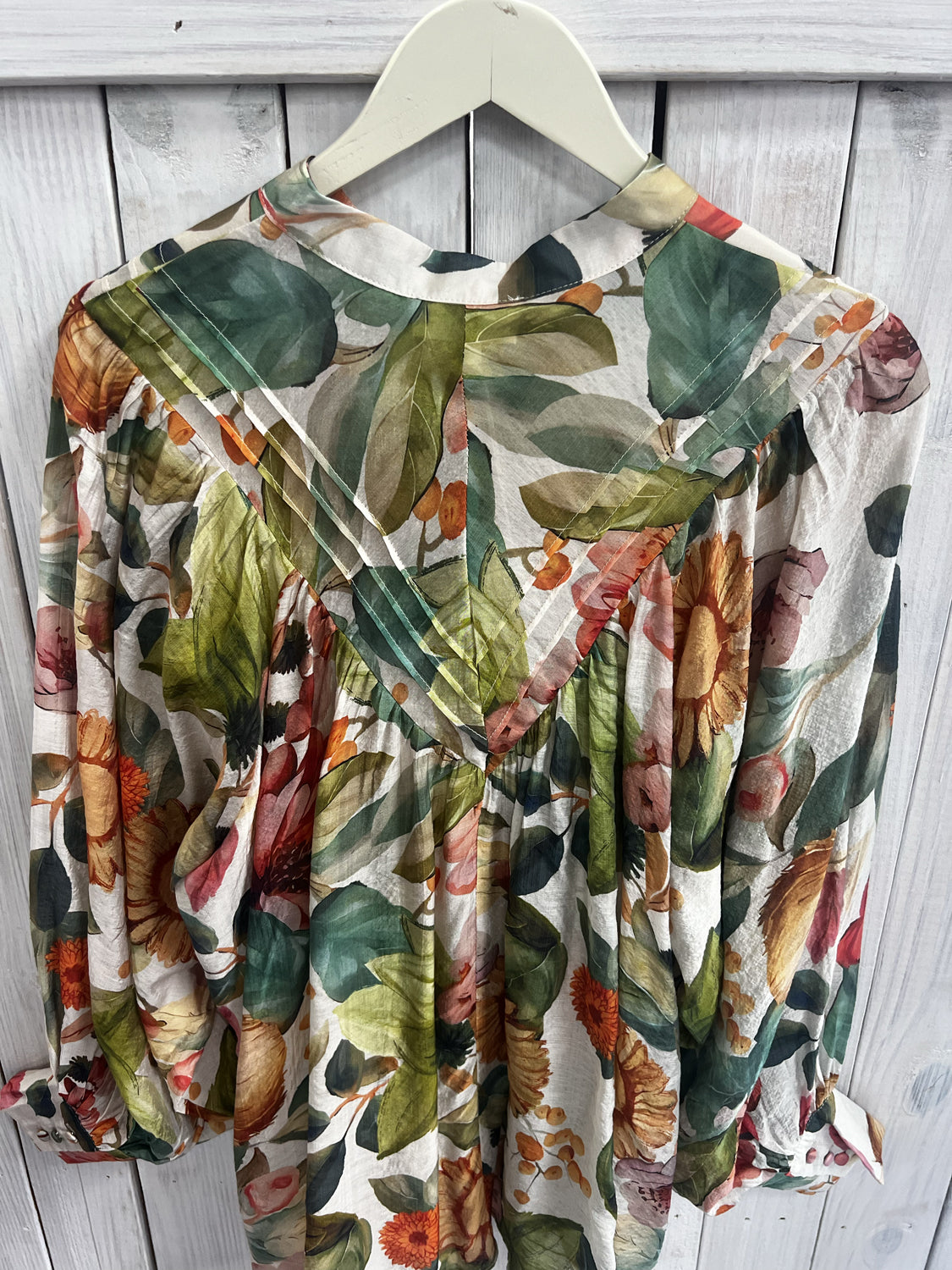 ee:some Women's Top Floral Printed Button Down Shirt Top