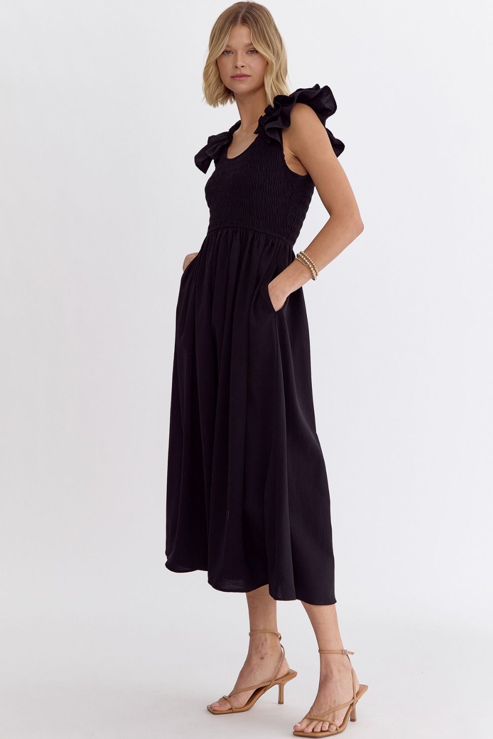 ENTRO INC Women's Dresses BLACK / S Solid Sleeveless Smocked Midi Dress || David's Clothing D21279