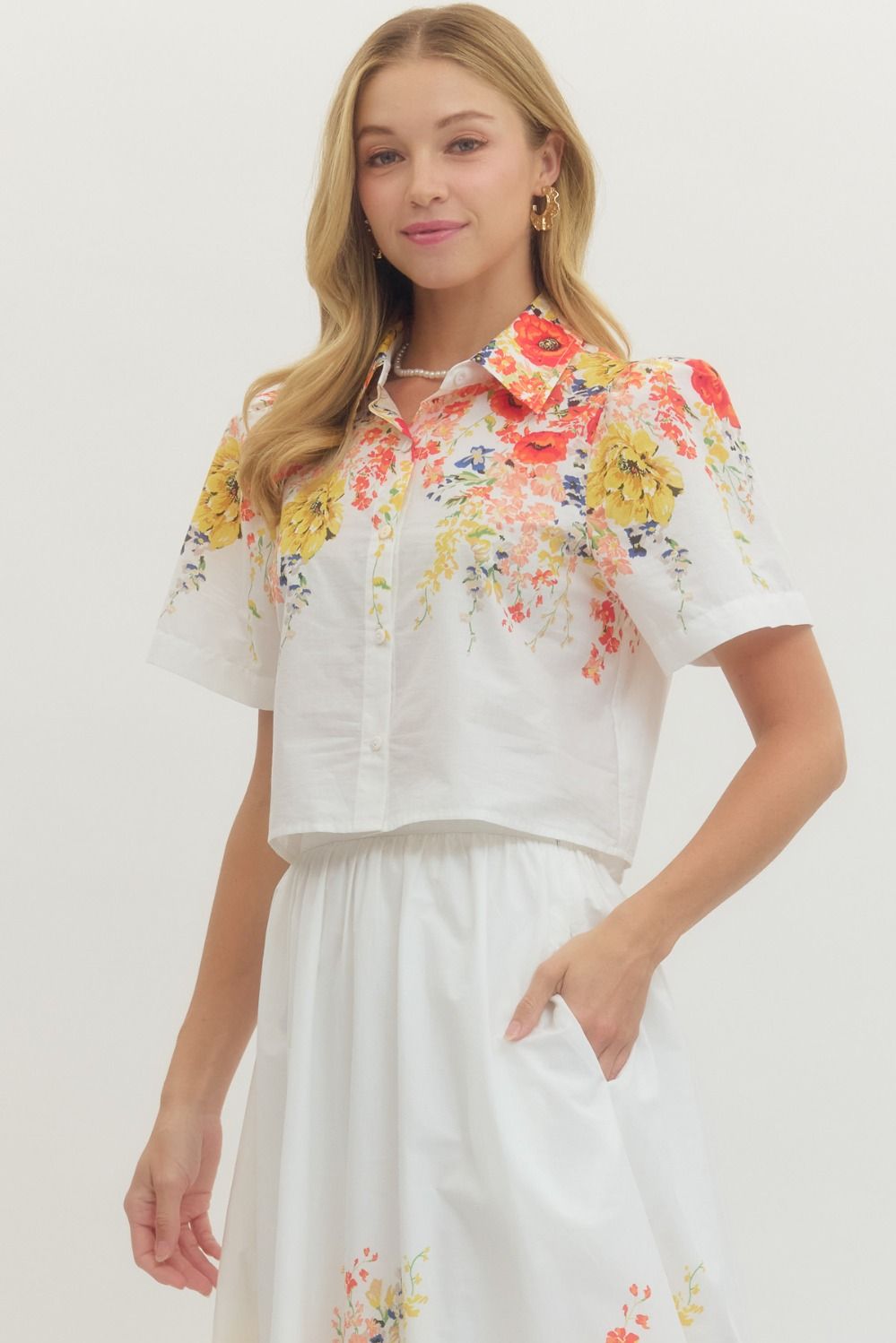 ENTRO INC Women's Top Floral Print Short Sleeve Collared Top