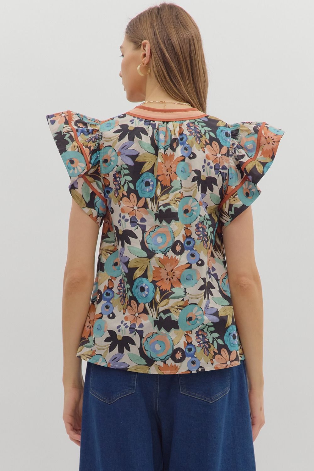 ENTRO INC Women's Top Multi-Floral Print Flutter Ruffle Sleeve Top || David's Clothing