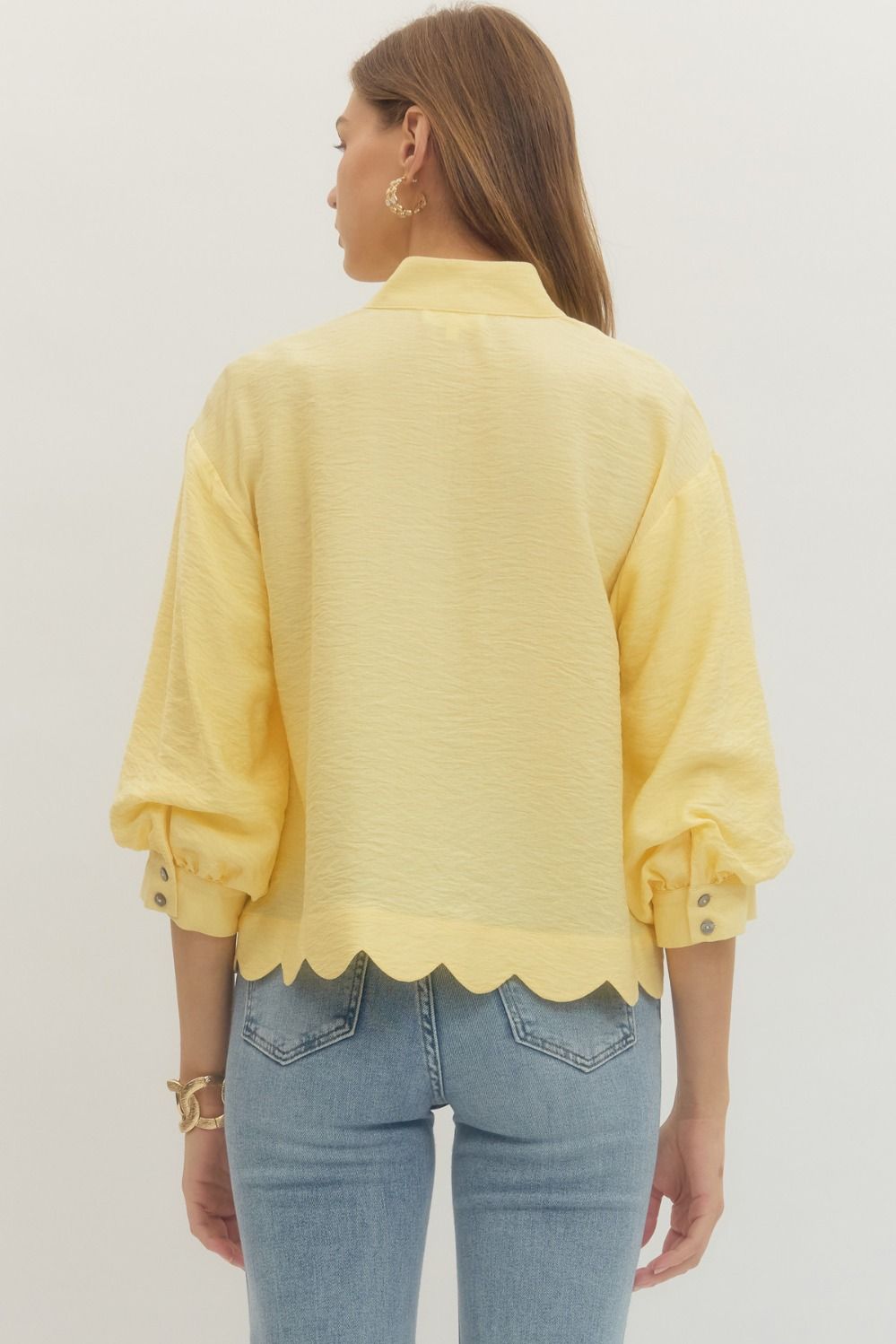 ENTRO INC Women's Top Solid 3/4 Sleeve Scallop Hem V-Cut Top