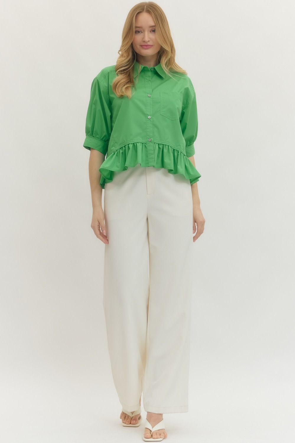 ENTRO INC Women's Top Solid Short Sleeve Ruffle Hem Button-Down Top