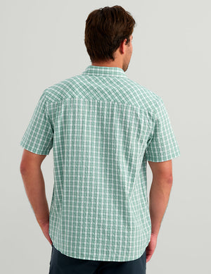 HUK FISHING Men's Sport Shirt Huk Chatham Plaid Short Sleeve Shirt