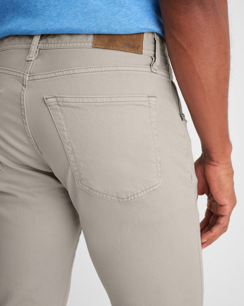 JOHNNIE O Men's Pants NICKEL / 32 / 32 Johnnie-O Hugo 5-Pocket Pant || David's Clothing JMPA1470N