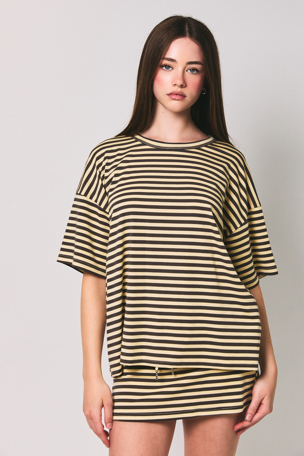 LELIS COLLECTION Short Sleeve Round Neck Oversized Stripe T-shirt