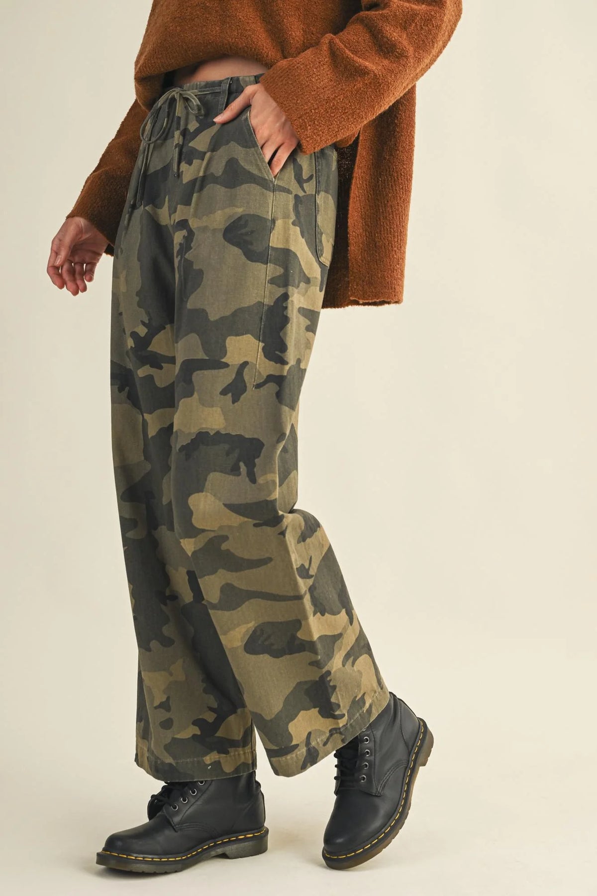 MUSTARD SEED Women's Pants Camo Front Tie pants
