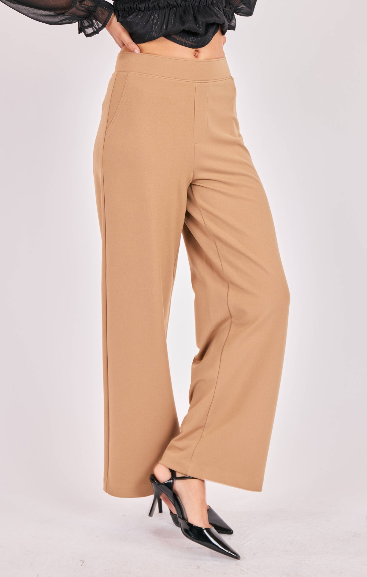 SADIE AND SAGE Women's Pants Sadie and Sage Astrid Super Stretch Pull on Straight Pants