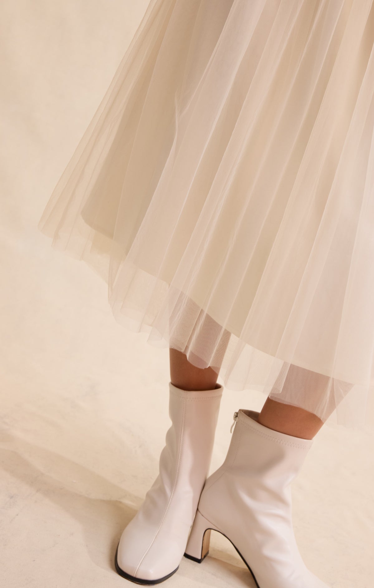 SADIE AND SAGE Women's Skirts Sadie and Sage Invitation Tulle Midi Skirt