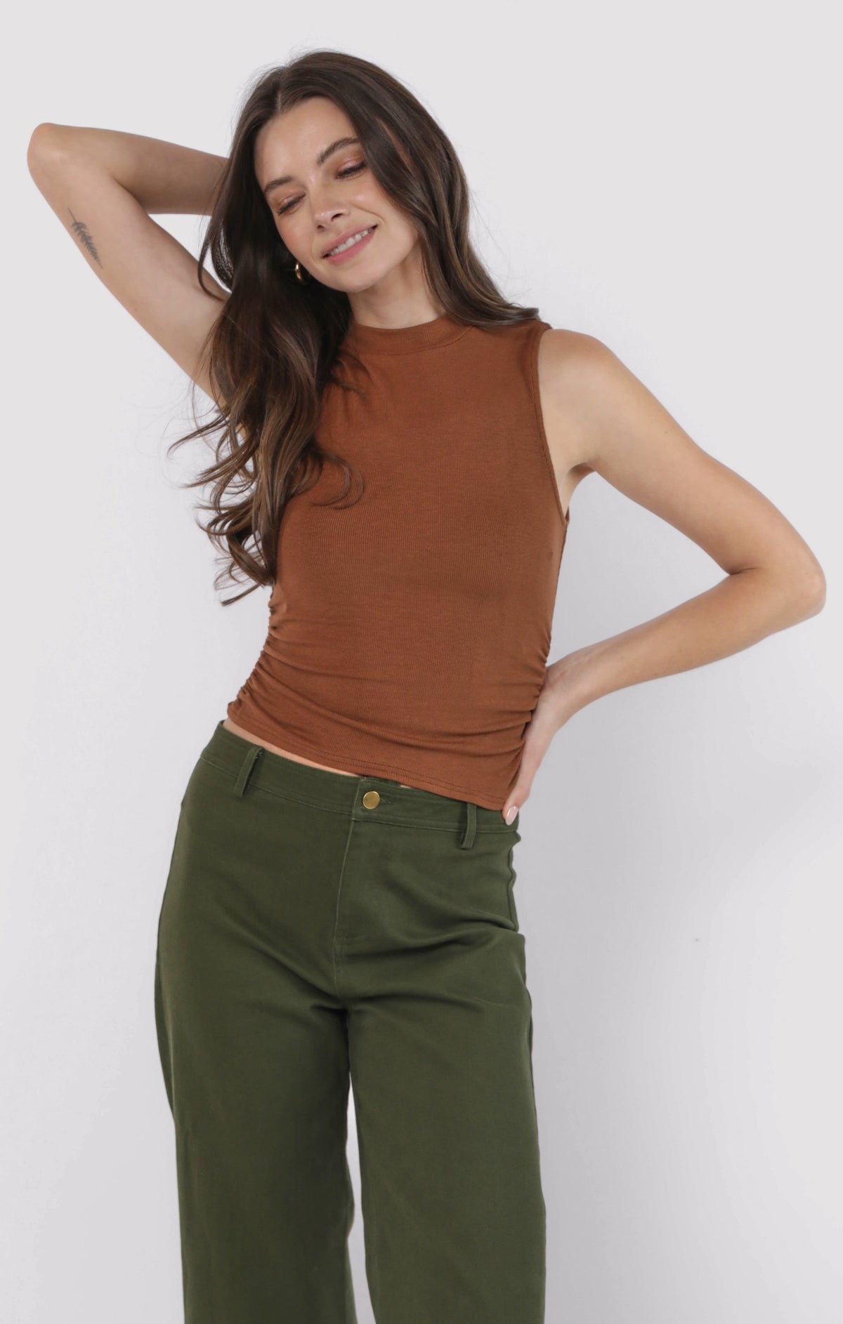 SADIE AND SAGE Women's Top Sadie And Sage Ronan Mock Neck Ruched Knit Tank