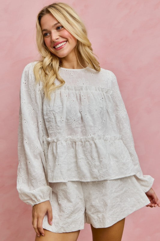 SO ME Women's Shorts Embroidered Eyelet Wide Leg Shorts