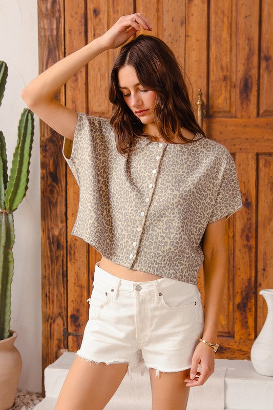 SO ME Women's Sweaters Vintage Leopard Print Button Front Sweater Vest Top