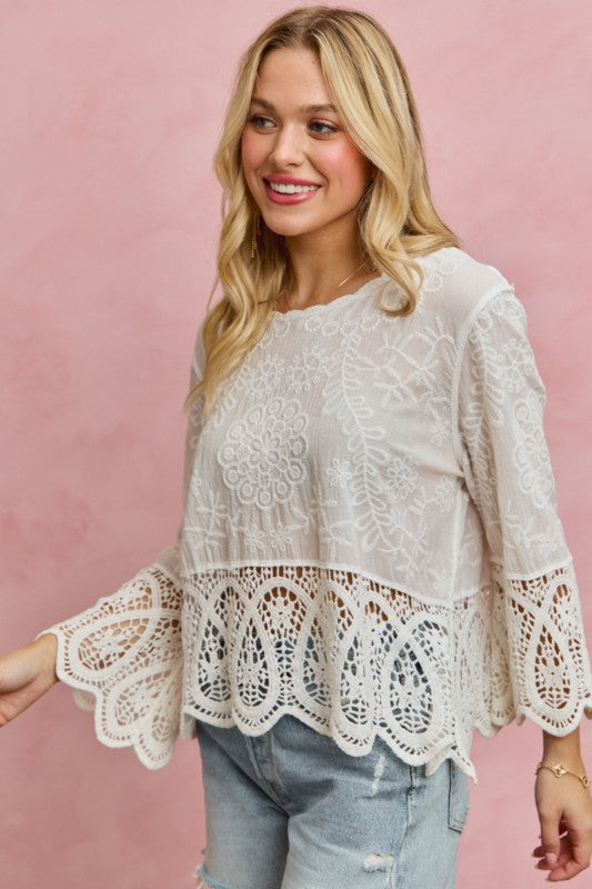 SO ME Women's Top Floral Embroidered Crochet Lace Trimmed Top