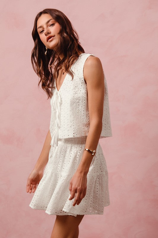 SO ME Women's Top Floral Eyelet Lace Tie Front Vest Top and Tiered Mini Skirt Set