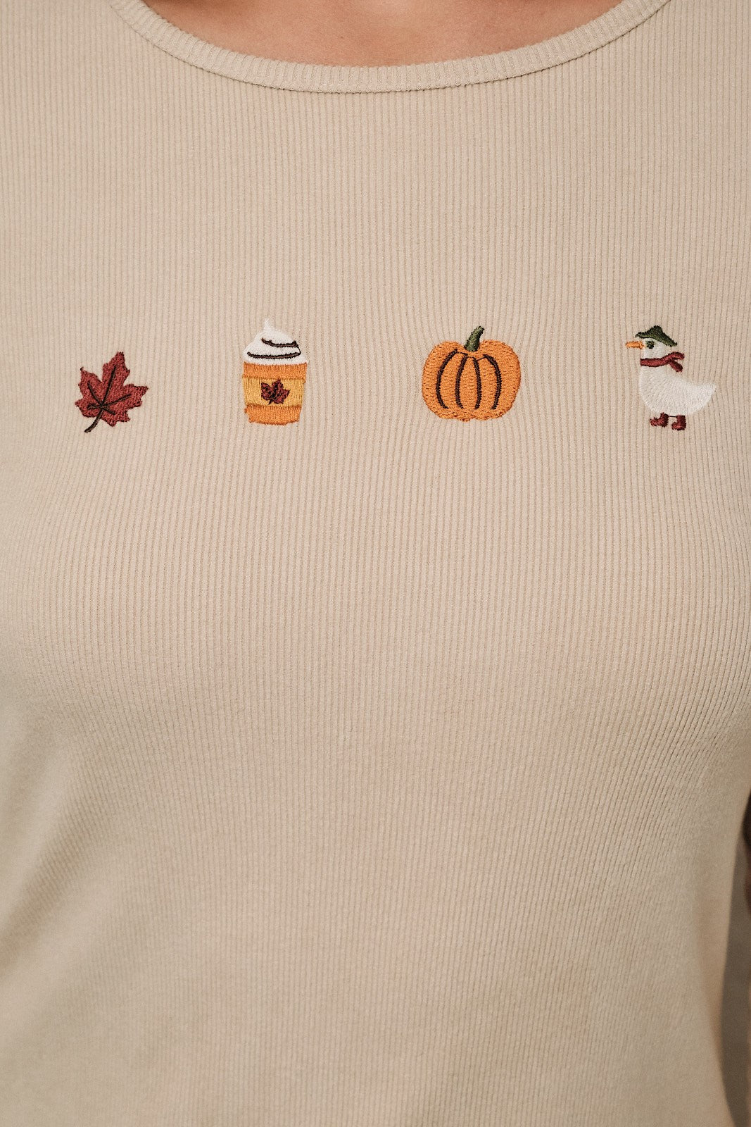 SUNDAY EDITION Women's Top Round Neck Fall Icons Embroidered Ribbed Long Sleeve Top