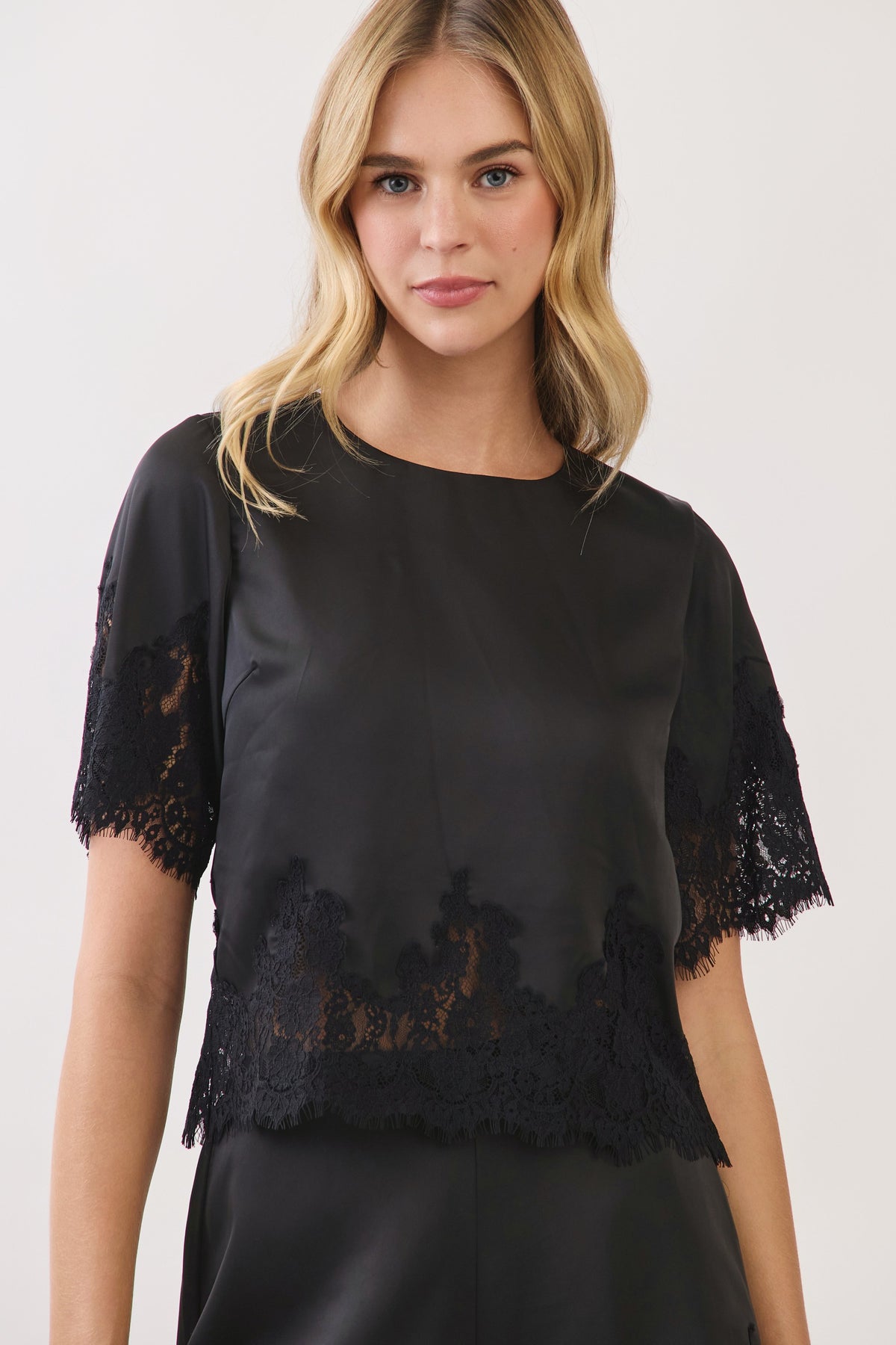 TCEC Women's Top Lace Trim Detail Relaxed Fit Satin Top