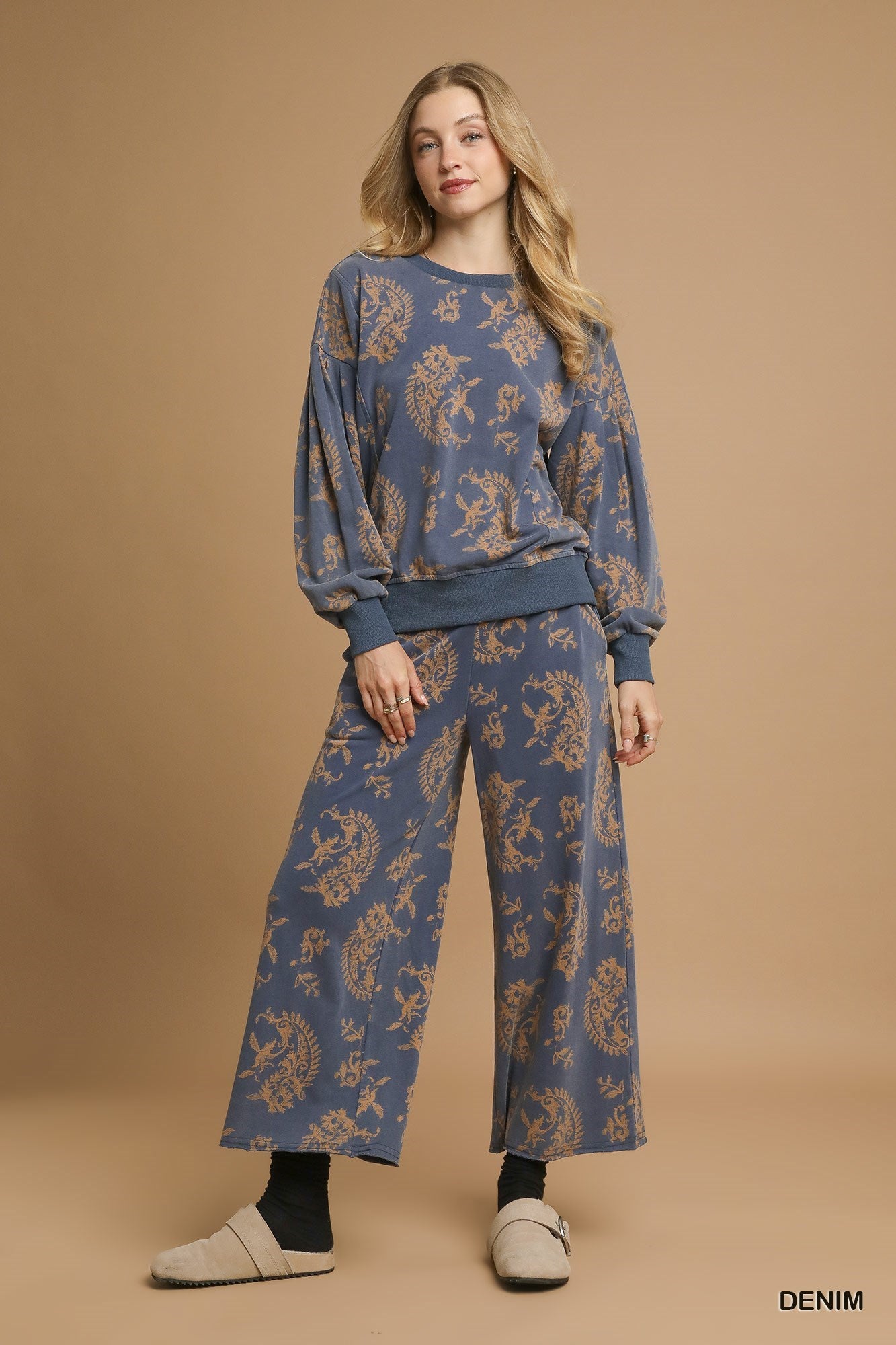 UMGEE USA Women's Top Paisley Print Round Neck Sweatshirt || David's Clothing