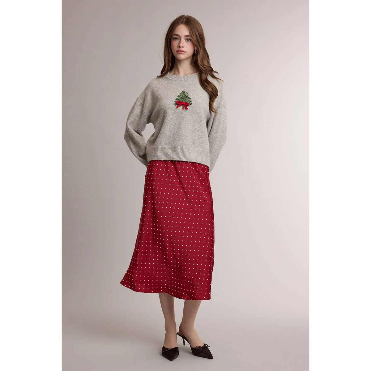 WISHLIST Women's Sweatshirts Bow Christmas Tree Embroidered Sweater